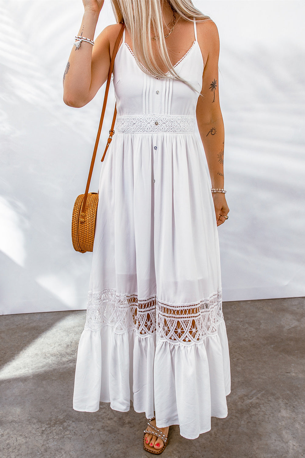 Buttoned Spliced Lace Spaghetti Strap Maxi Dress-Pimamour