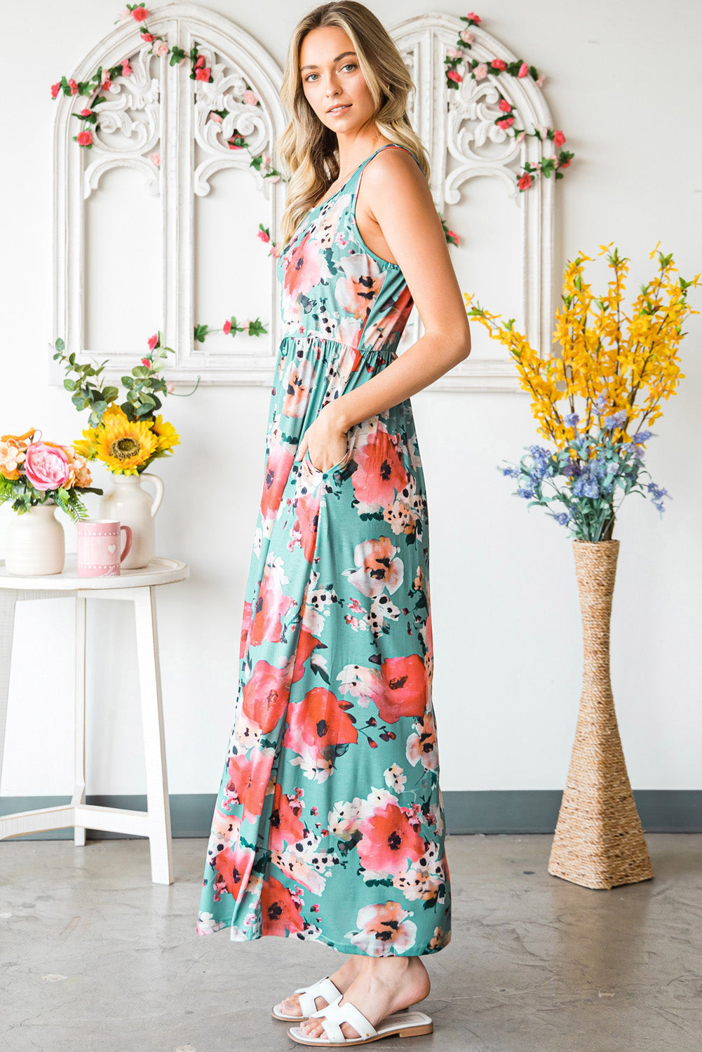 Floral Sleeveless Maxi Dress with Pockets-Pimamour