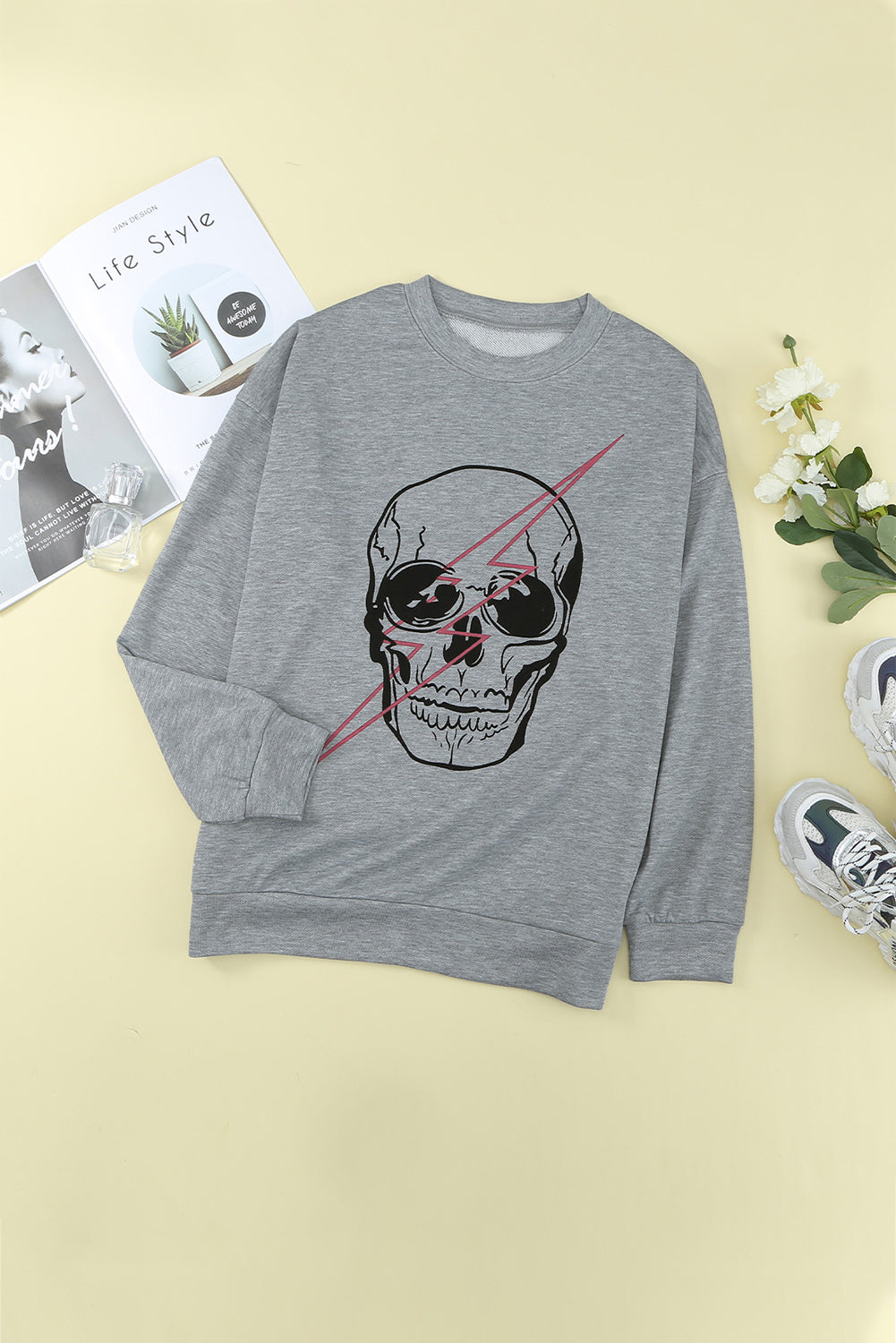 Halloween Skull and Lightning Graphic Tee Pimamour