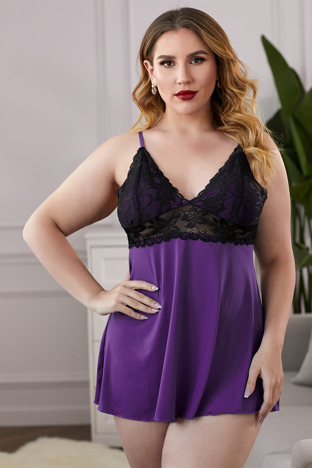 Lace See-Through Plus Size Chemise Pimamour