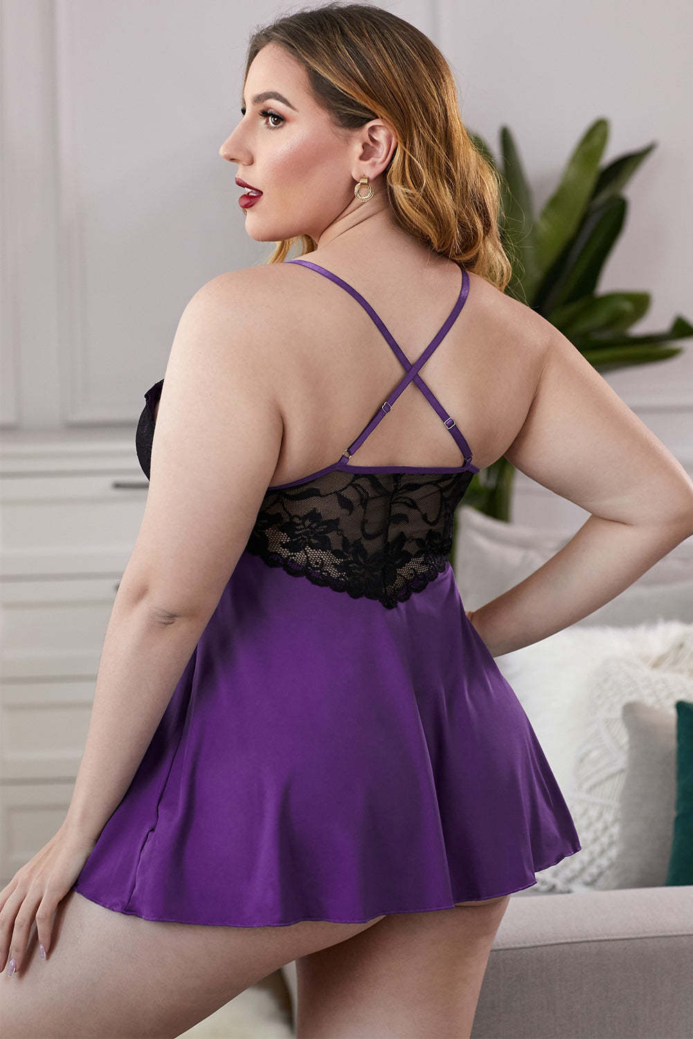 Lace See-Through Plus Size Chemise Pimamour