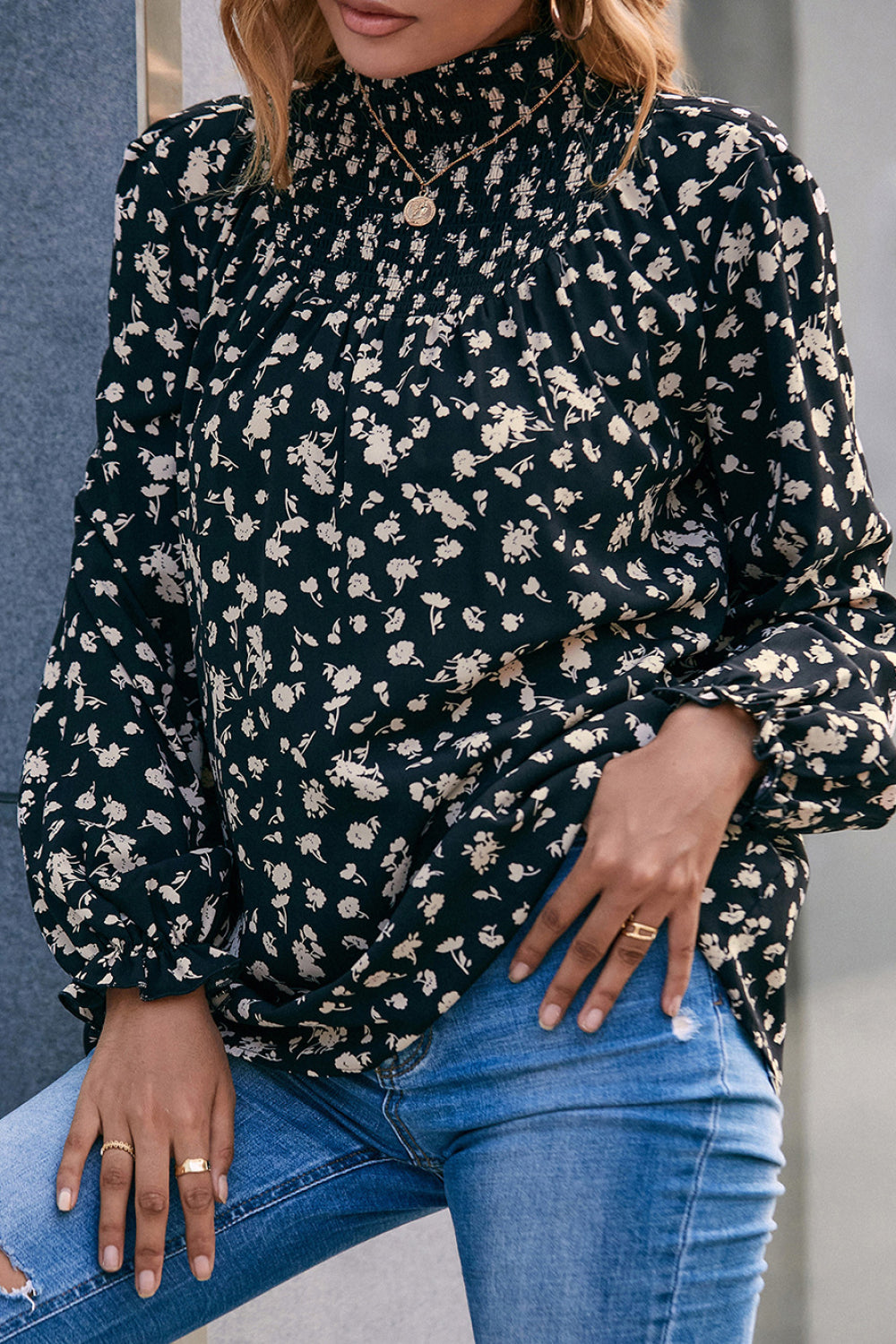 Floral Mock Neck Blouse Pimamour