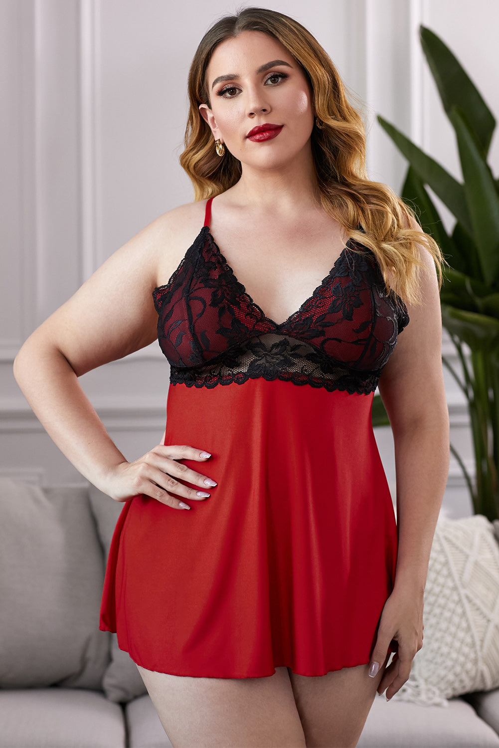 Lace See-Through Plus Size Chemise Pimamour