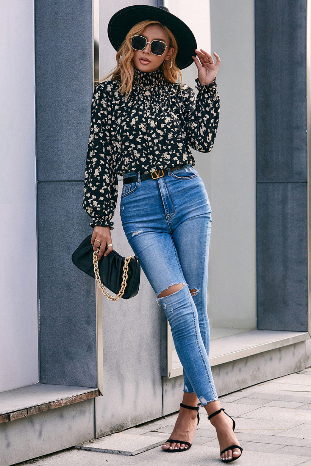 Floral Mock Neck Blouse Pimamour