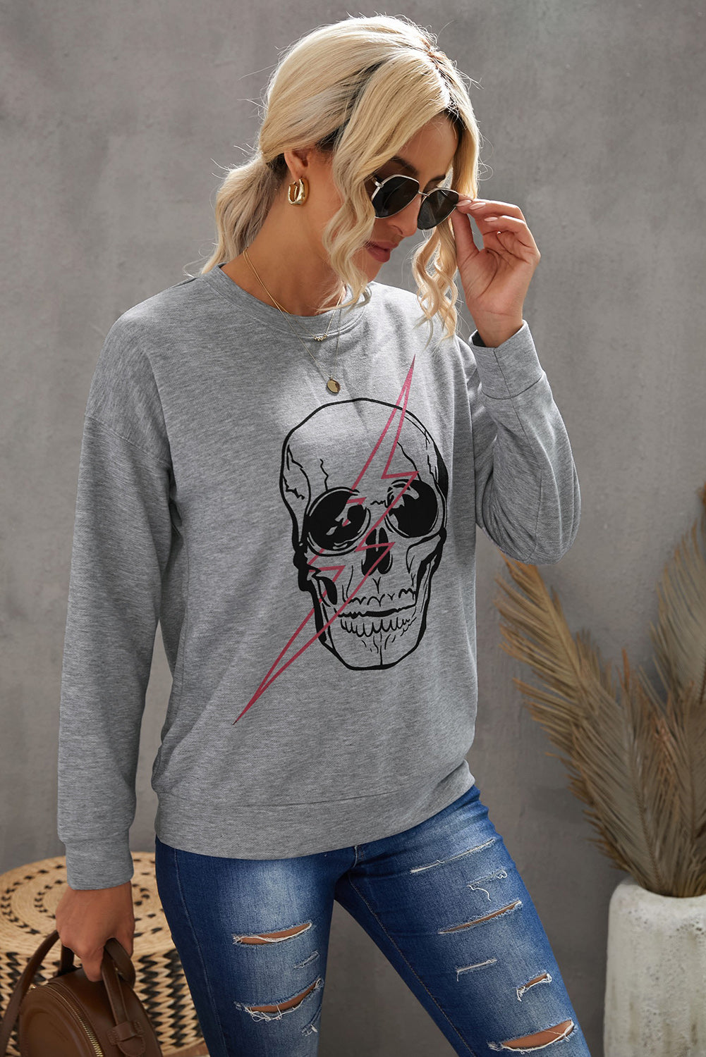 Halloween Skull and Lightning Graphic Tee Pimamour